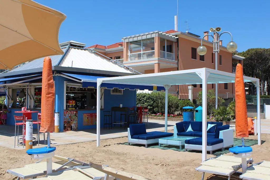 Hotel Villa Eugenia Lido di Jesolo 3*,